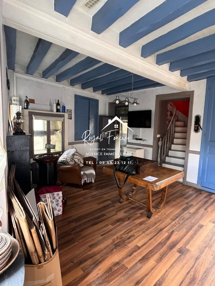 2 bedrooms House in Yzeures-sur-Creuse, France No. 51595