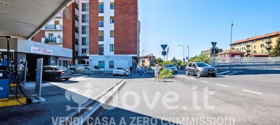 3 rooms Apartment in Varese, Italy No. 262902 40