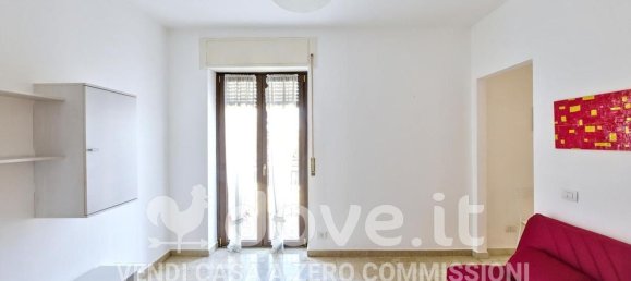 3 rooms Apartment in Varese, Italy No. 262902 8