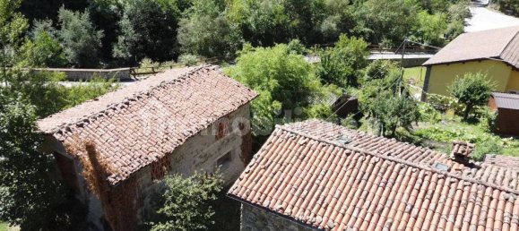 2 bedrooms House in Castiglione di Garfagnana, Italy No. 307433 10