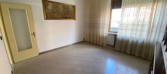 4-salle Appartement à Carmagnola, Italy No. 82346 40