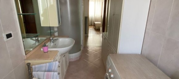 4-salle Appartement à Carmagnola, Italy No. 82346 12