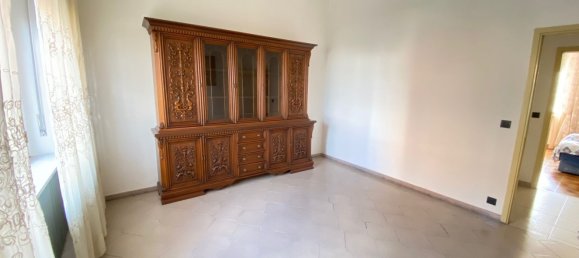 4-salle Appartement à Carmagnola, Italy No. 82346 34