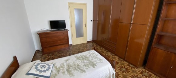 4-salle Appartement à Carmagnola, Italy No. 82346 18