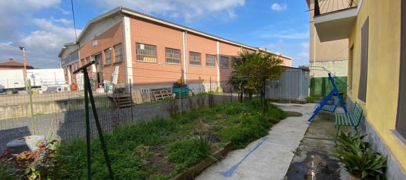 4-salle Appartement à Carmagnola, Italy No. 82346 44