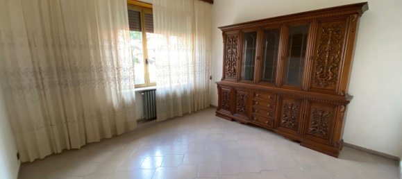 4-salle Appartement à Carmagnola, Italy No. 82346 32