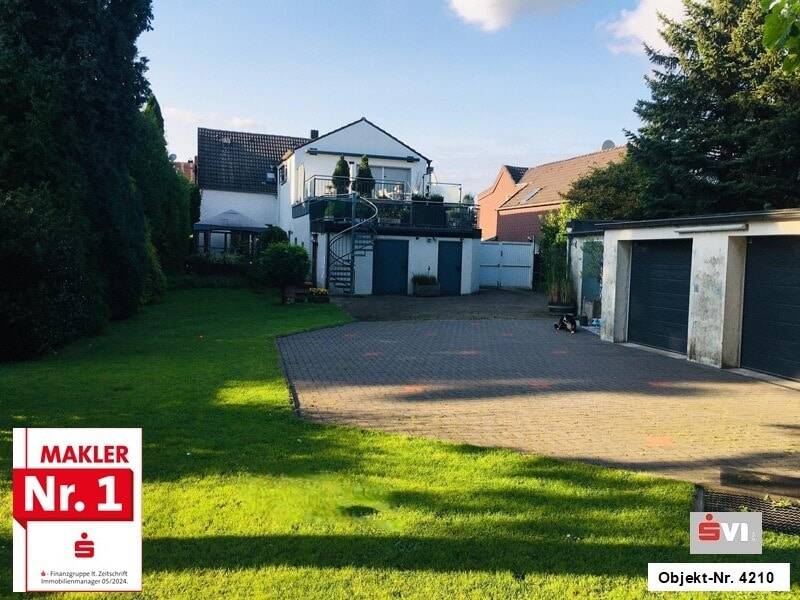 9 rooms Townhouse in Oberhausen, Germany No. 289715