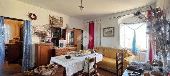 3 Schlafzimmer Wohnung in Lavagna, Italy, Nr. 211511 9