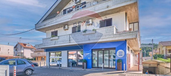 2 chambres Appartement à Francavilla al Mare, Italy No. 295476 3