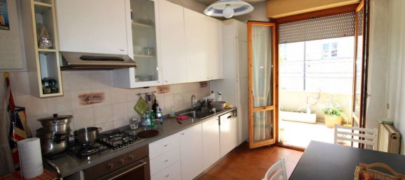 5 bedrooms Apartment in Civitanova Marche, Italy No. 351503 16