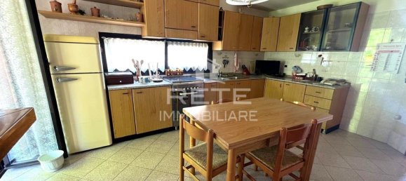 5 rooms Villa in Bellaria Igea Marina, Italy No. 275401 7