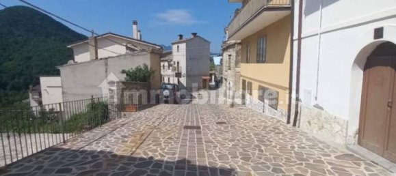 Casa de 3 dormitorios en Roio del Sangro, Italy No. 270555 18