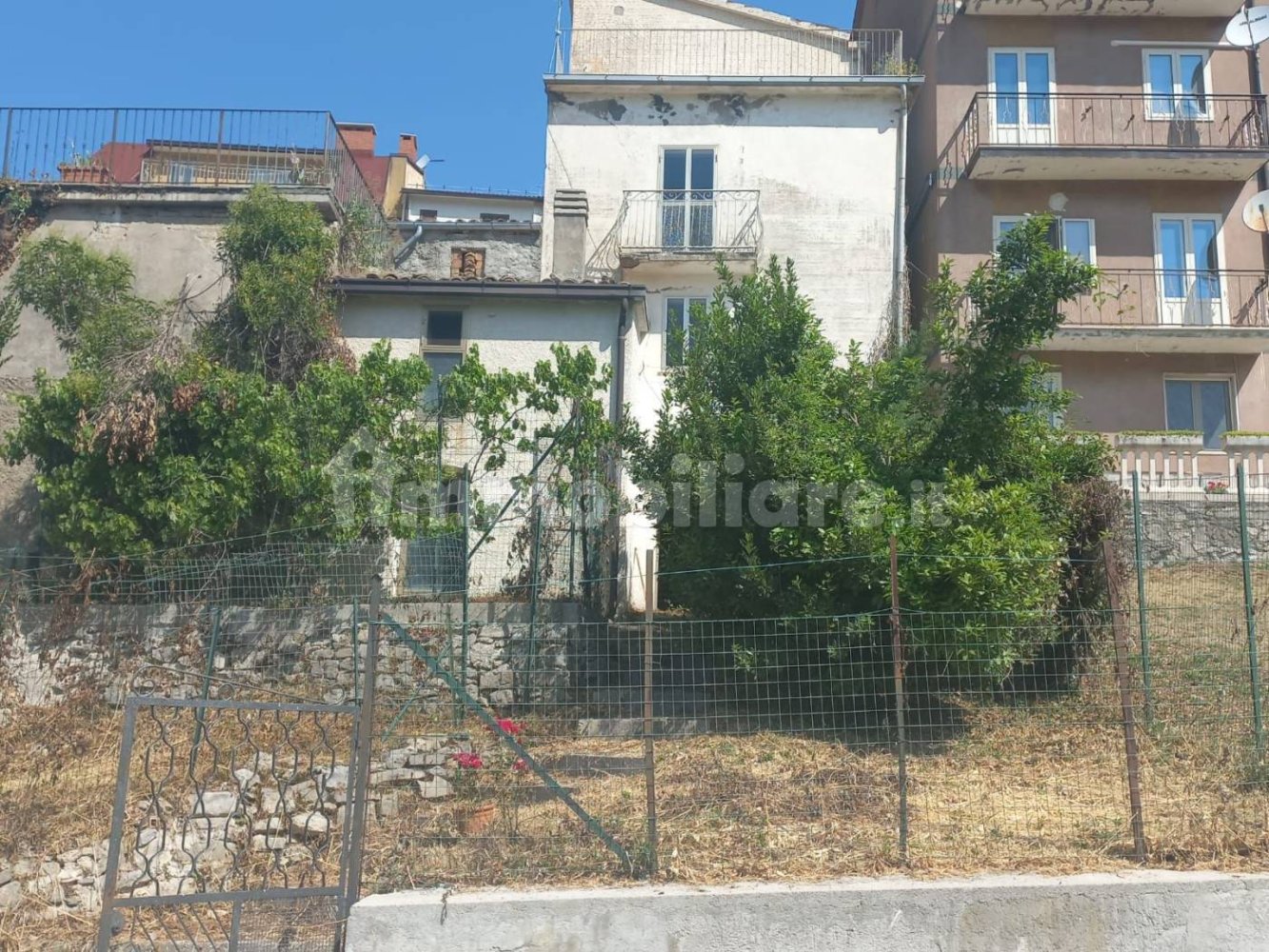 Casa de 3 dormitorios en Roio del Sangro, Italy No. 270555