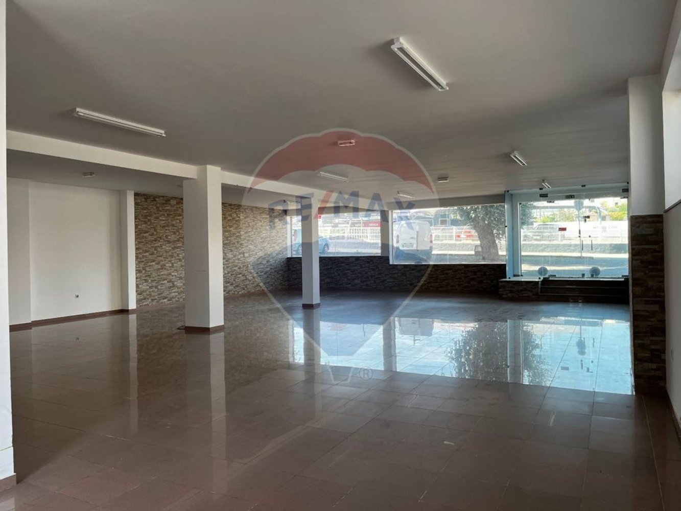 Здание 166м² в Пасуш ди Феррейра, Португалия № 59651