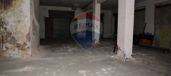 294m² Commercial property in Catania, Italy No. 52559 8
