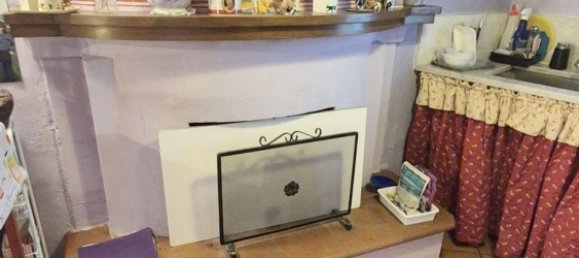 5 bedrooms House in Pescaglia, Italy No. 340762 9