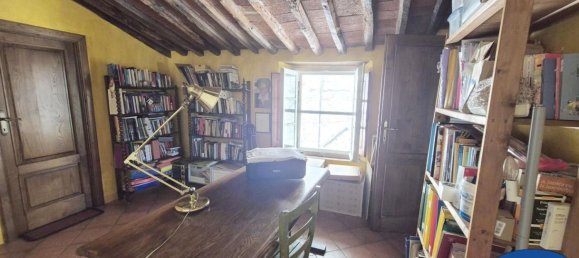 5 bedrooms House in Pescaglia, Italy No. 340762 33