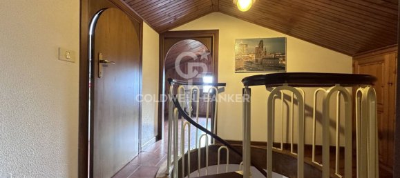 Apartamento de 3 divisões em Castel di Sangro, Italy N.º 131786 11
