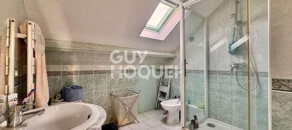 5 bedrooms House in Maisons-Alfort, France No. 136657 14