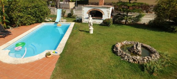 5 غرف نوم عقار تجاري في Oliva, Spain رقم 4344 4