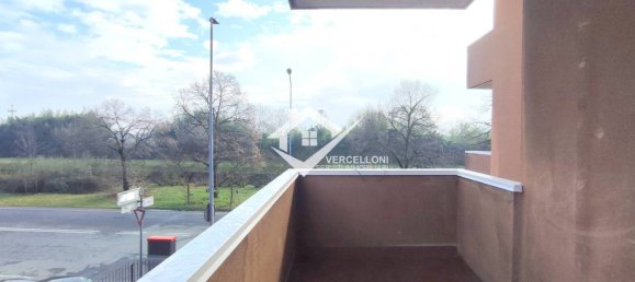 2 Schlafzimmer Wohnung in Novara, Italy, Nr. 169922 8