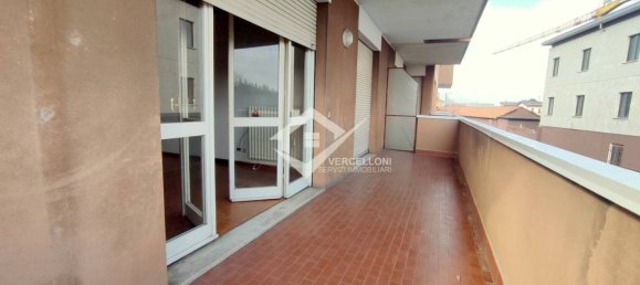 2 Schlafzimmer Wohnung in Novara, Italy, Nr. 169922 7