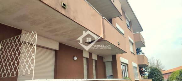 2 Schlafzimmer Wohnung in Novara, Italy, Nr. 169922 25