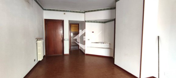 2 Schlafzimmer Wohnung in Novara, Italy, Nr. 169922 2