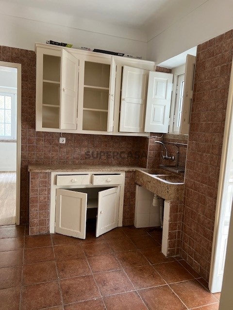 1 bedroom Apartment in Lisbon, Portugal No. 209499