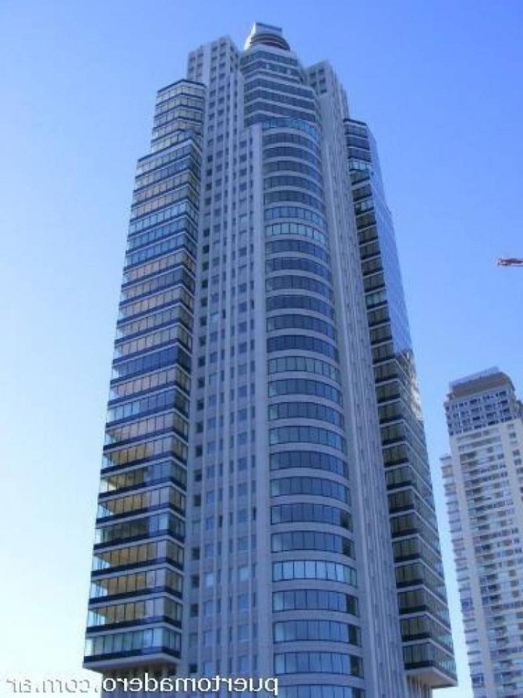 3 bedrooms Apartment in Buenos Aires, Argentina No. 81232