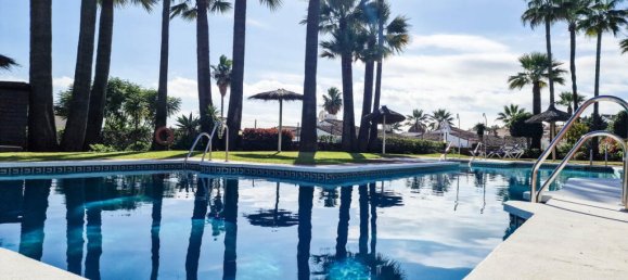 3 bedrooms Villa in La Duquesa, Spain No. 51203 5