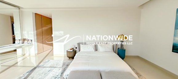 4 bedrooms Villa in Abu Dhabi, UAE No. 95102 7