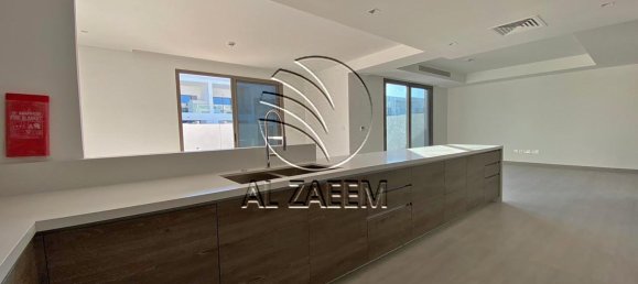 3 bedrooms Townhouse in Yas Island, UAE No. 29827 3