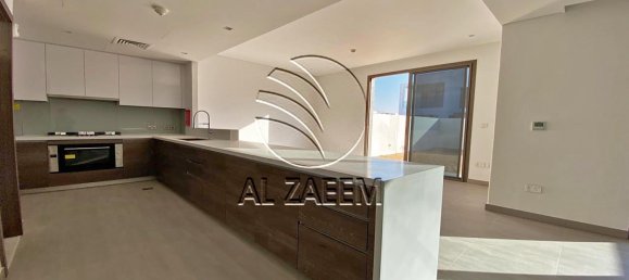 3 bedrooms Townhouse in Yas Island, UAE No. 29827 4