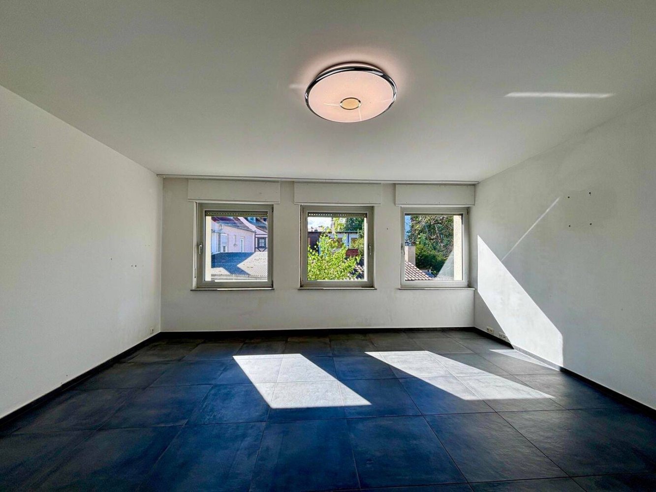 1 غرف نوم منزل ذو طابقين في Aschaffenburg, Germany رقم 319534