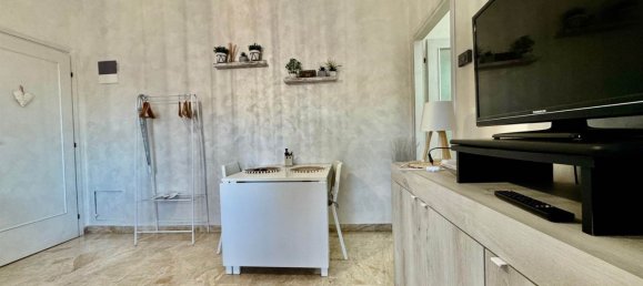 2 rooms Apartment in Venice, Italy No. 2243 11