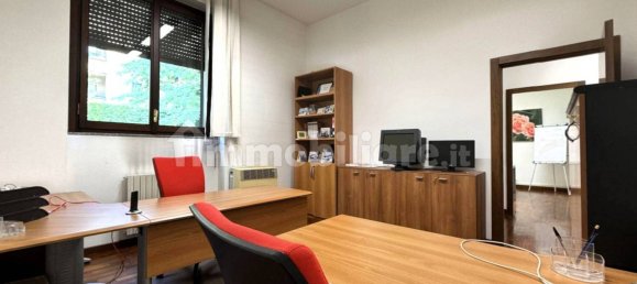 4 rooms Office in Monza, Italy No. 355094 16
