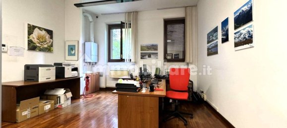 4 rooms Office in Monza, Italy No. 355094 3