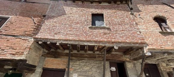 Casa de 2 habitaciónes en Cortona, Italy No. 71031 2