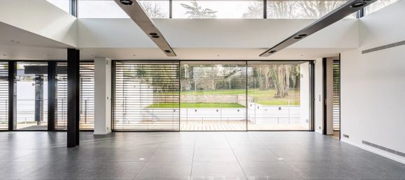 5 bedrooms House in Ville-d'Avray, France No. 181615 7