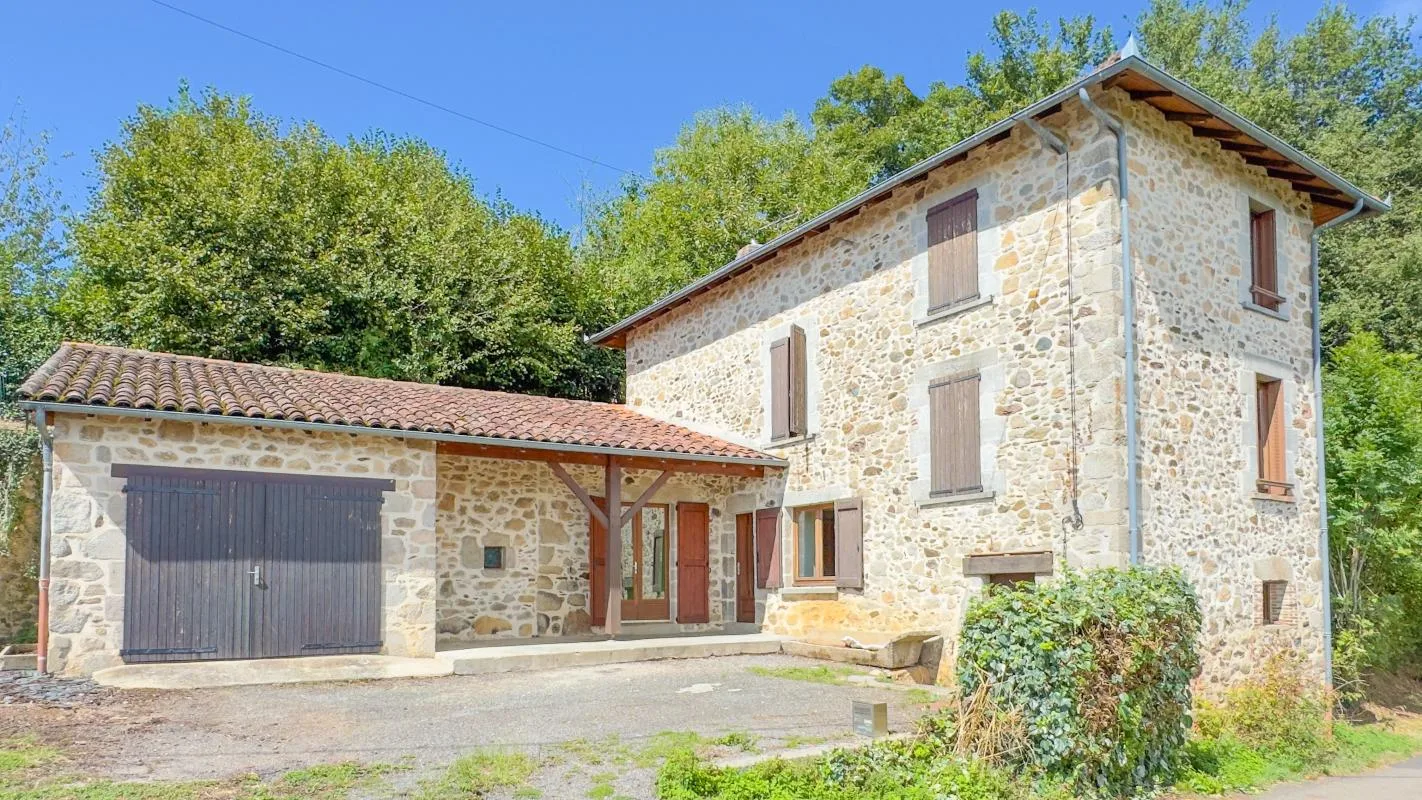 3 bedrooms House in Cantal, France No. 344900