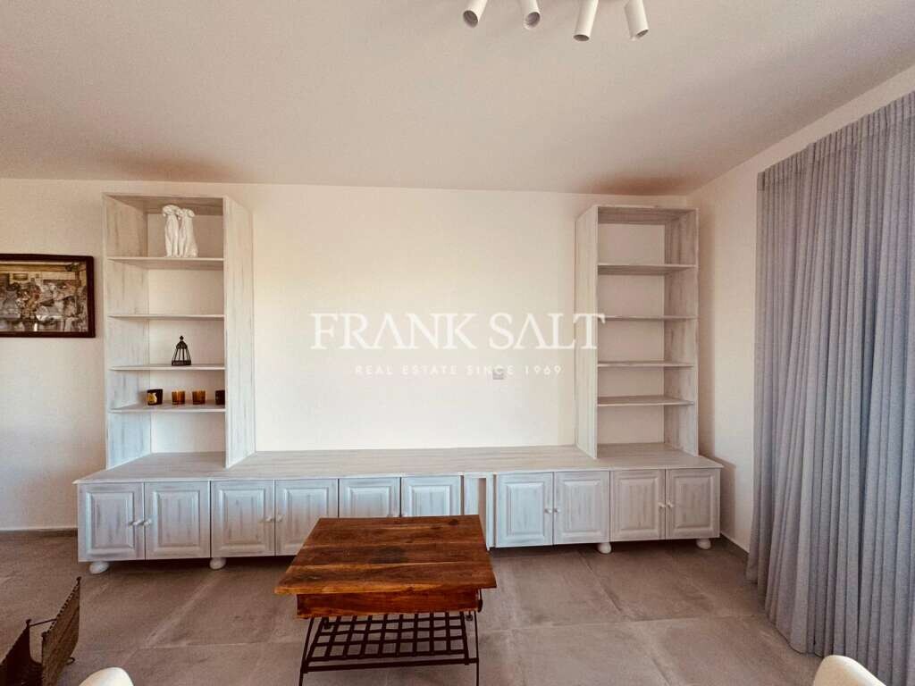 Квартира с 3 спальнями в Пемброке, Мальта № 10561