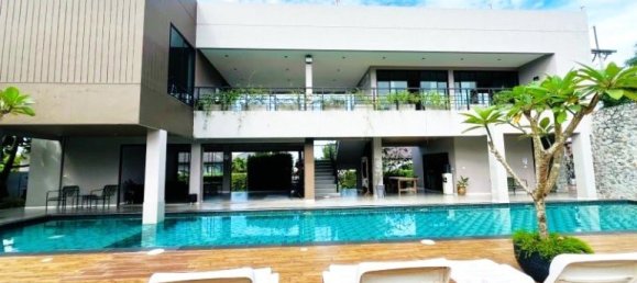 3 chambres Café / restaurant à Pattaya, Thailand No. 24620 10