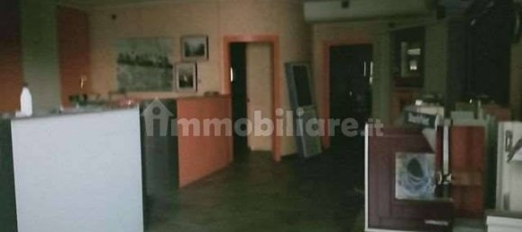 Almacén de 1 habitación en Mornago, Italy No. 13859 7