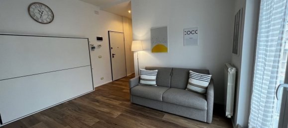 Квартира с 2 комнатами в Споторно, Италия № 281394 4