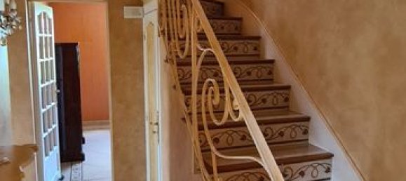 3 bedrooms House in Blois, France No. 261466 10