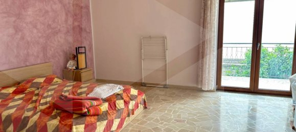 5 rooms House in Capurso, Italy No. 29144 5