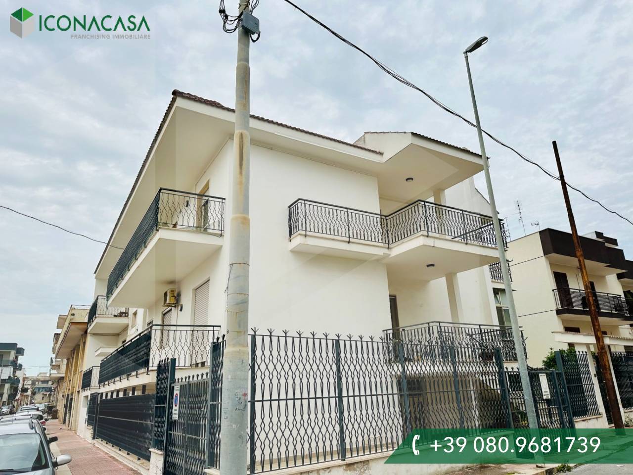 5 rooms House in Capurso, Italy No. 29144