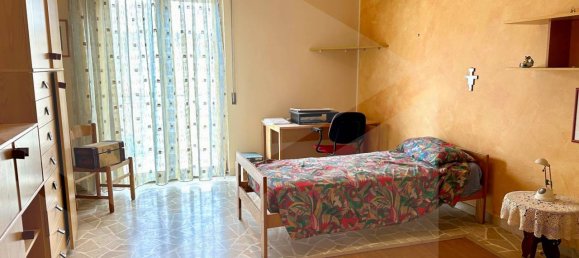5 rooms House in Capurso, Italy No. 29144 6