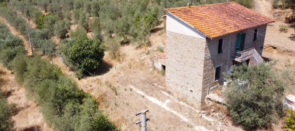 4 rooms House in Monte San Savino, Italy No. 210024 3